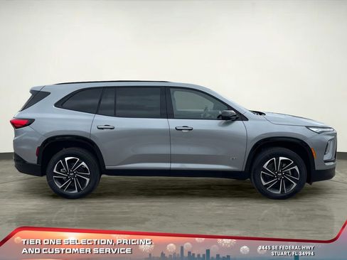 New 2025 Buick Enclave Sport Touring w/ Super Cruise Package image 9