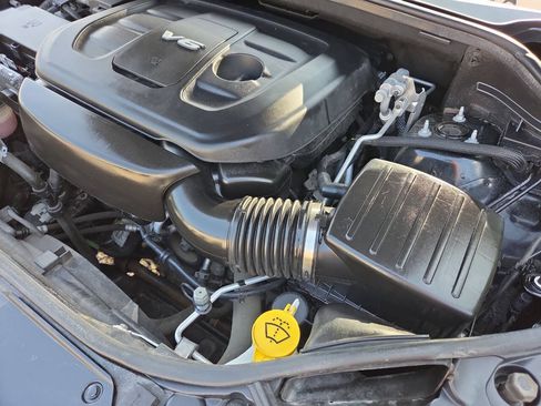Used 2019 Jeep Grand Cherokee Altitude AWD/4WD image 11