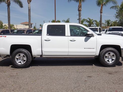 Used 2017 Chevrolet Silverado 1500 LT w/ All Star Edition AWD/4WD image 11