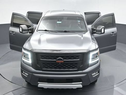 Used 2022 Nissan Titan PRO-4X w/ Pro-4x Convenience Package AWD/4WD image 59