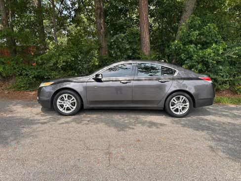 Used 2009 Acura TL w/ Technology Package FWD image 2
