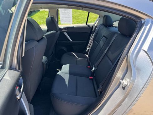 Used 2010 MAZDA MAZDA3 s Sport FWD image 12