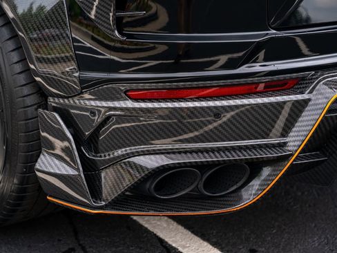 Used 2022 Lamborghini Urus AWD/4WD image 26