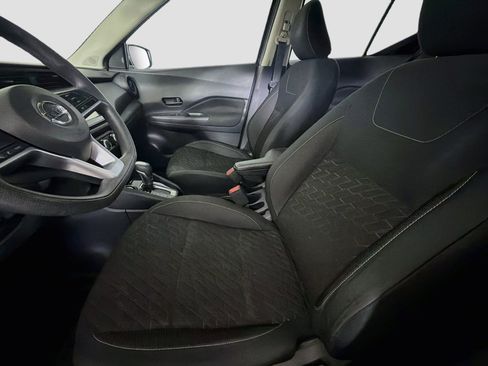 Used 2021 Nissan Kicks S FWD image 13