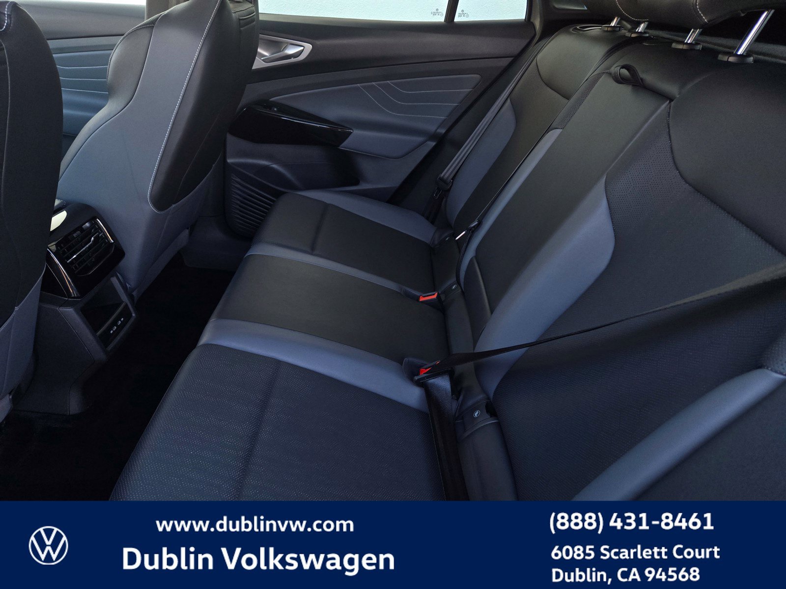 Used 2023 Volkswagen ID.4 Pro S RWD image 11