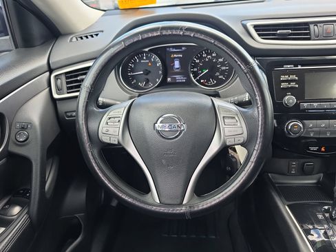 Used 2016 Nissan Rogue S FWD image 10
