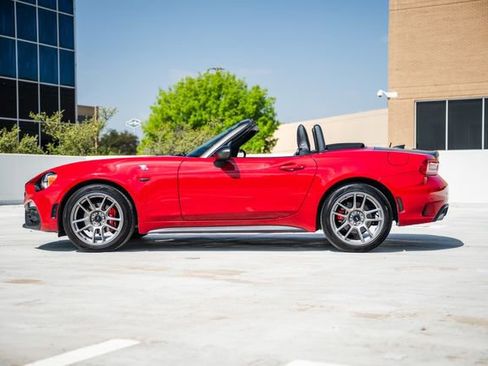 Used 2020 FIAT 124 Spider Abarth w/ Convenience Group image 64