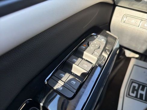 New 2026 Nissan Pathfinder SL w/ SL Premium Package image 29