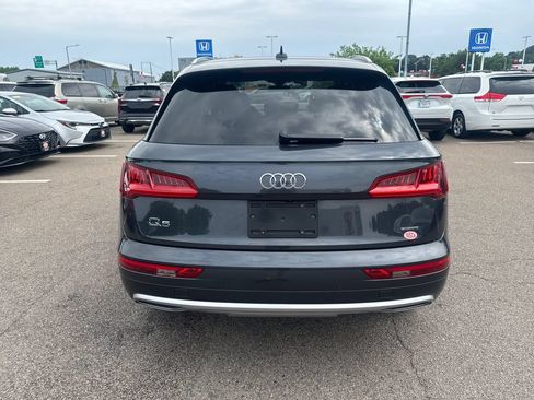 Used 2020 Audi Q5 2.0T Premium Plus w/ Premium Plus Package AWD/4WD image 6