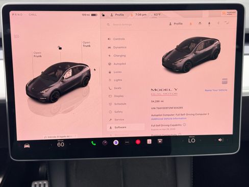 Used 2022 Tesla Model Y Performance image 25