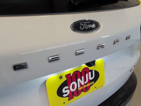 Certified 2024 Ford Escape Active AWD/4WD image 30