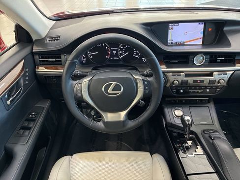 Used 2015 Lexus ES 350 image 18