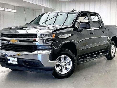 Used 2019 Chevrolet Silverado 1500 LT w/ All-Star Edition AWD/4WD image 2