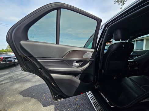 Used 2020 Mercedes-Benz GLE 350 4MATIC image 32