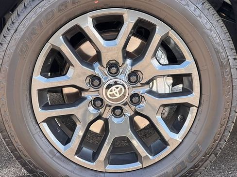 Used 2026 Toyota Tundra Platinum AWD/4WD image 12