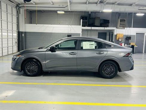 New 2026 Nissan Sentra SV image 13