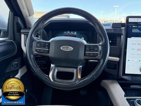 Used 2022 Ford Expedition Platinum image 20