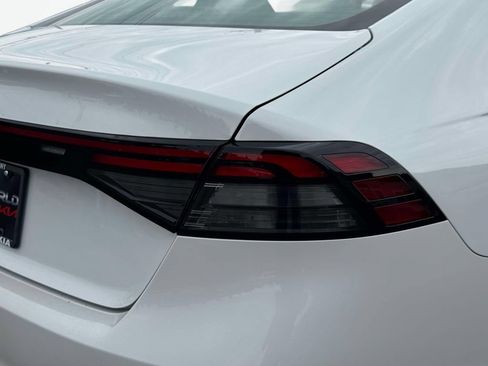 Used 2024 Honda Accord LX image 10