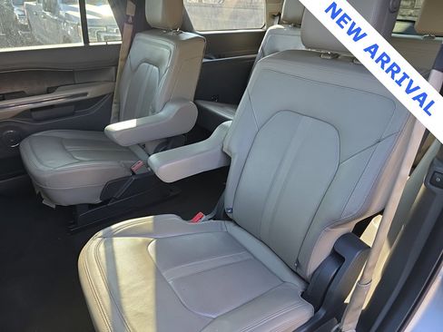 Used 2018 Ford Expedition Limited w/ Equipment Group 302A image 31