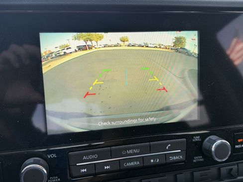 Used 2025 Nissan Frontier S RWD image 10