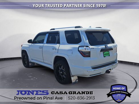 Used 2015 Toyota 4Runner Limited AWD/4WD image 3
