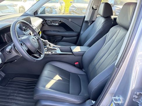 Certified 2025 Acura ADX AWD image 17