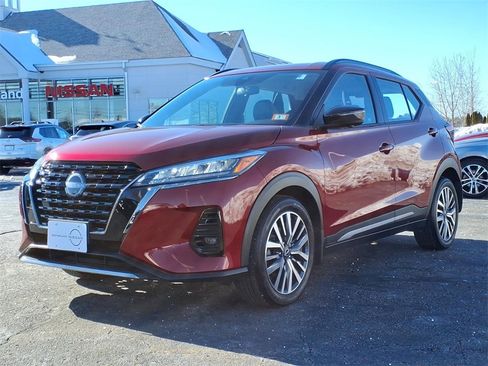 Certified 2023 Nissan Kicks SR w/ SR Premium Package image 28