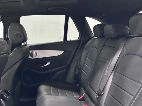 Used 2019 Mercedes-Benz GLC 300 4MATIC image 22