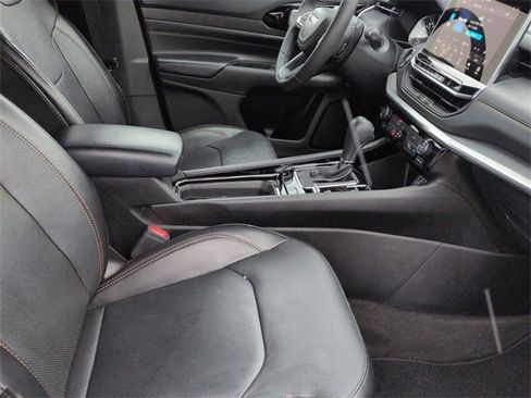 Certified 2023 Jeep Compass Limited image 30