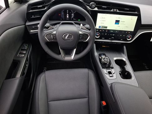 New 2026 Lexus RZ 350e image 6
