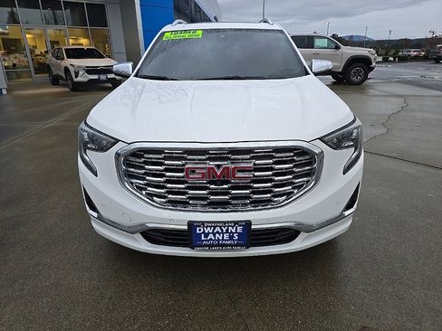 Used 2018 GMC Terrain Denali w/ Advanced Safety Package image 9