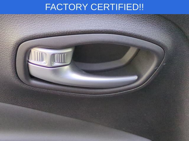 Certified 2017 Jeep Renegade Trailhawk w/ Popular Equipment Group AWD/4WD image 28