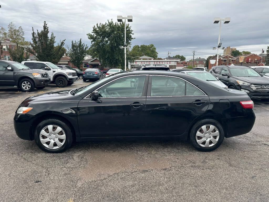 Used 2007 Toyota Camry LE FWD image 5