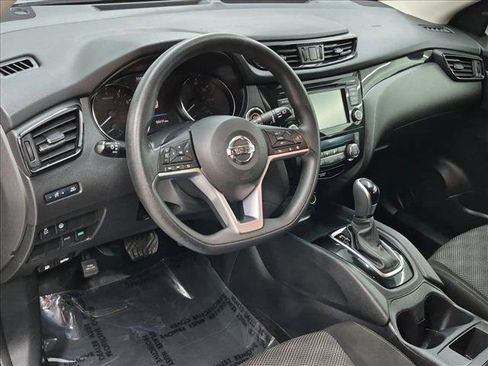 Used 2020 Nissan Rogue Sport SV FWD image 10