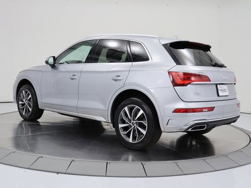 Used 2022 Audi Q5 2.0T Premium image 3