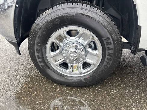 New 2025 RAM 3500 Tradesman image 25