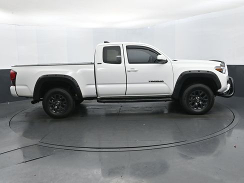 Used 2023 Toyota Tacoma SR5 image 6