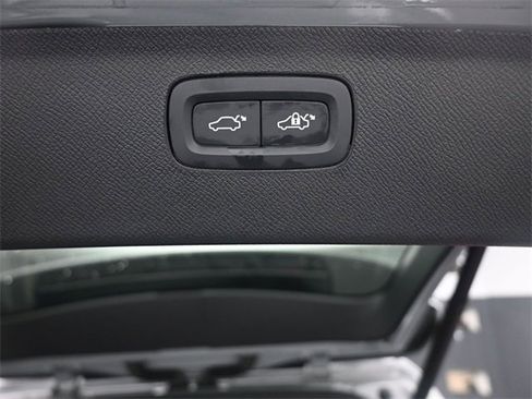 Used 2025 Volvo XC90 B5 Core w/ Protection Package image 26