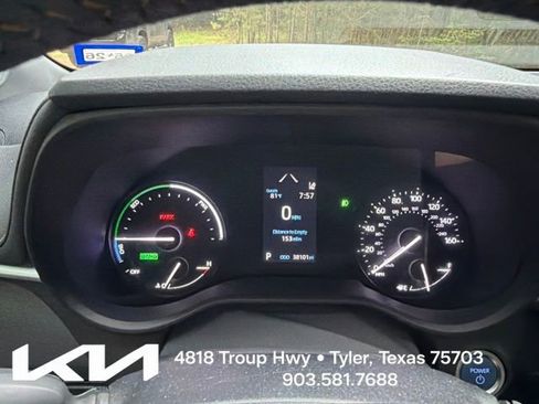 Used 2024 Toyota Sienna XLE Woodland Edition AWD/4WD image 15