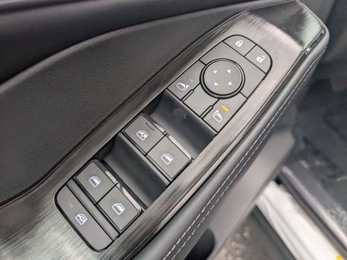 New 2026 Nissan Rogue SV AWD/4WD image 16