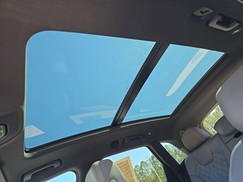 Used 2023 Audi SQ5 Premium Plus w/ Premium Plus Package image 30