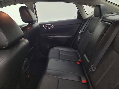 Used 2019 Nissan Sentra SL FWD image 18