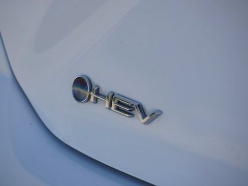 Used 2026 Toyota Camry LE w/ Convenience Package FWD image 10