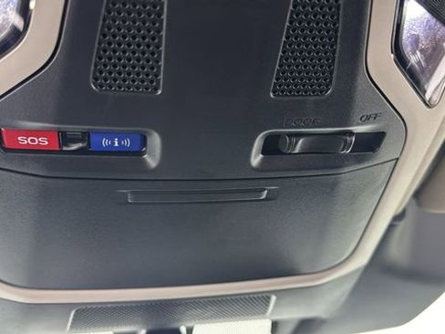 Certified 2025 Subaru Outback Premium image 35