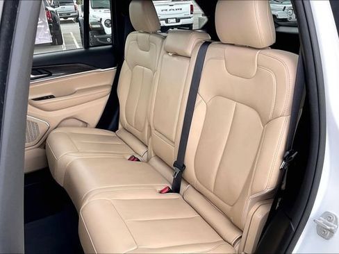 Used 2023 Jeep Grand Cherokee 4WD 4xe image 25