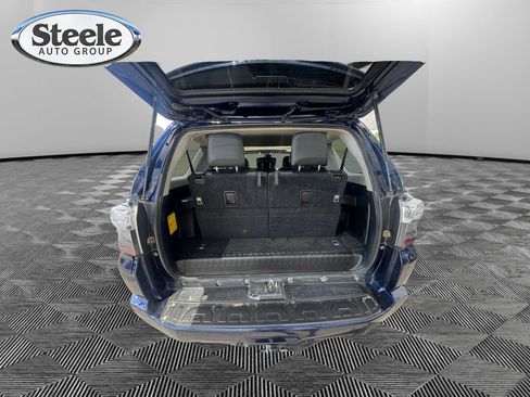 Used 2023 Toyota 4Runner SR5 Premium w/ Moonroof Package RWD image 19