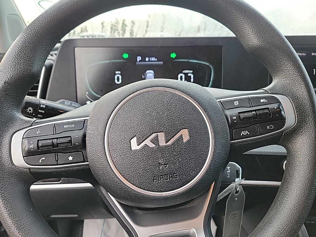 Used 2023 Kia Sportage LX AWD/4WD image 10