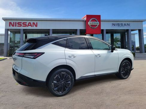 New 2026 Nissan Murano Platinum w/ Cargo Package image 2