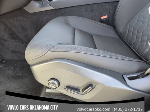 Used 2026 Volvo XC90 B6 Plus w/ Protection Package Premier AWD/4WD image 24