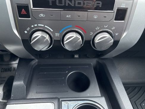 Used 2018 Toyota Tundra SR5 w/ SR5 Upgrade Package image 15